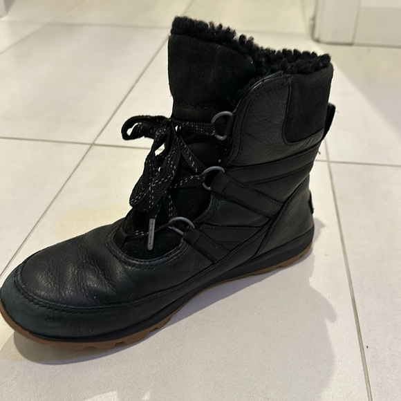 Sorel women insulated boot leather size 8.5 - Picture 4 of 6